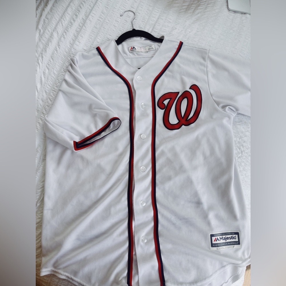 Washington Nationals Baseball Jersey (Men’s L)